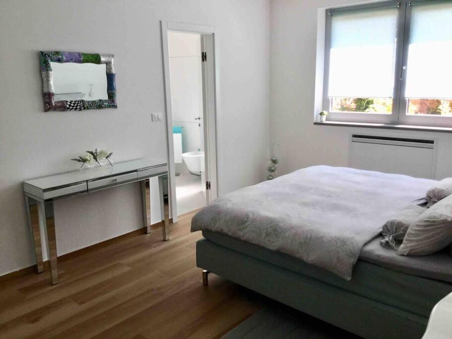 Apartment Capo D'Oro Ровінь Екстер'єр фото