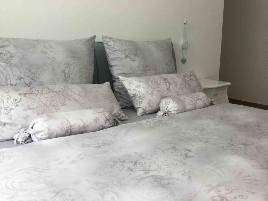 Apartment Capo D'Oro Ровінь Екстер'єр фото